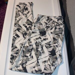 Geometric Patterned Leggings